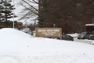 Michael Walsh Apartments in Utica, NY - Foto de edificio - Building Photo