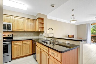 2030 Alta Meadows Ln in Delray Beach, FL - Building Photo - Building Photo