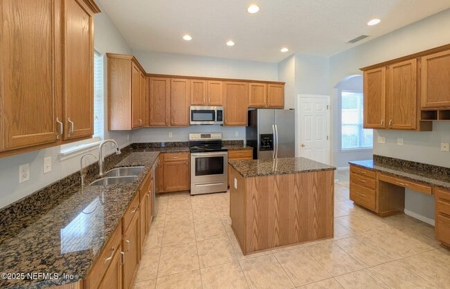 129 Castlegate Ln in Saint Johns, FL - Building Photo - Building Photo
