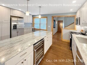 126 N Ashland Ave in Palatine, IL - Building Photo - Building Photo