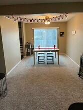 2113 SW Brandywine Ln in Topeka, KS - Building Photo - Building Photo