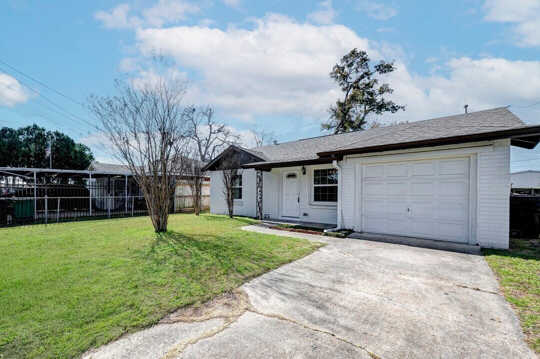 1823 Angeline St in Houston, TX - Building Photo