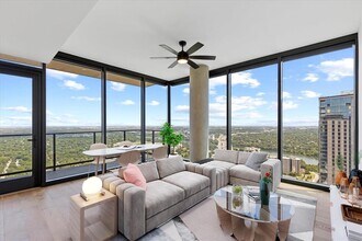 84 East Ave in Austin, TX - Foto de edificio - Building Photo