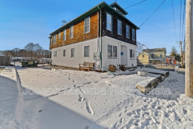 95-97-97 Ashland St in Griswold, CT - Building Photo - Building Photo