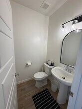 391 S Deep Creek Dr in Washington, UT - Foto de edificio - Building Photo