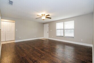 602 Cedar Grove Dr in Brandon, FL - Building Photo - Building Photo