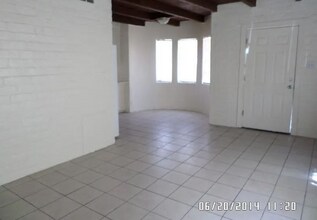 3574 E Bellevue St in Tucson, AZ - Foto de edificio - Building Photo