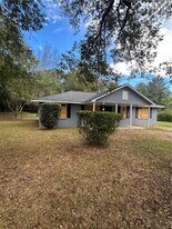 3860 Lindwood Dr in Macon, GA - Building Photo