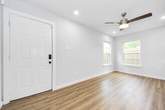 6617 Bacher St in Houston, TX - Building Photo - Building Photo