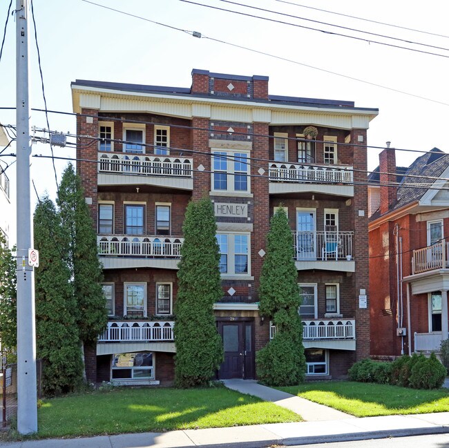 29 Balmoral Ave in Hamilton, ON - Building Photo - Primary Photo