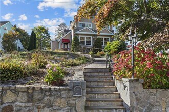 33 Sycamore Rd in Mahopac, NY - Building Photo - Building Photo