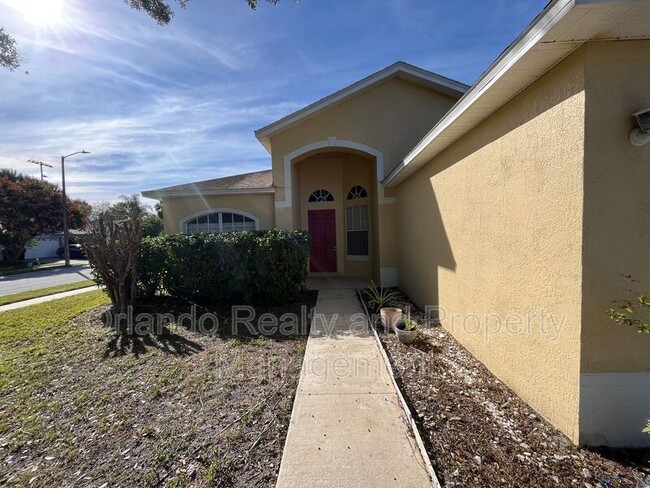 2304 Hickory Pine St in Orlando, FL - Building Photo - Building Photo