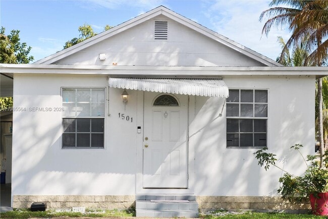 property at 1501 N 58th Ave