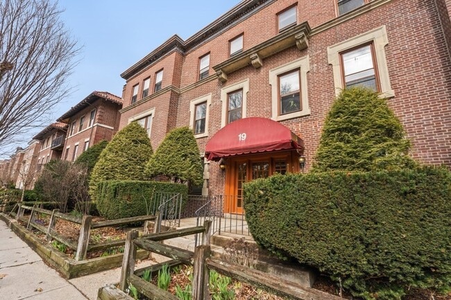 property at 19 South St