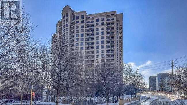 9225 Jane St in Vaughan, ON - Building Photo - Building Photo