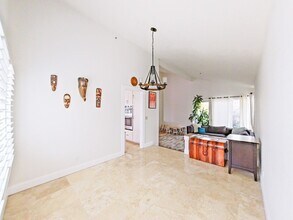 3003 Calle Juarez in San Clemente, CA - Building Photo - Building Photo