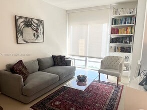 31 SE 6th St, Unit 1003 in Miami, FL - Foto de edificio - Building Photo