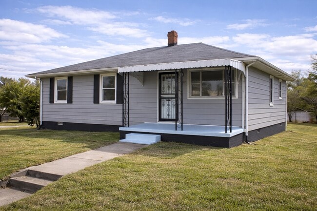 1214 Gordon St in Greensboro, NC - Building Photo - Building Photo