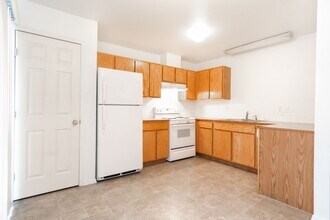 1020 NE D St in Pullman, WA - Building Photo - Building Photo