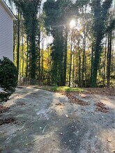 3990 Rocmar Dr in Snellville, GA - Building Photo - Building Photo
