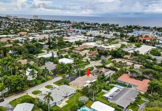 2632 NE 27th Ct in Lighthouse Point, FL - Building Photo - Building Photo