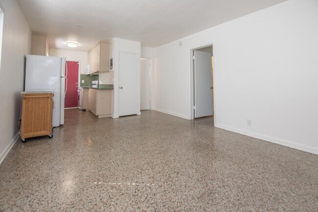 101 S Palmway in Lake Worth Beach, FL - Building Photo - Building Photo