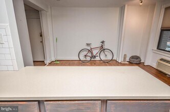 637 3rd St NE in Washington, DC - Building Photo - Building Photo