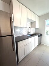 2001 Preuss Rd, Unit 2009 10Z in Los Angeles, CA - Building Photo - Building Photo