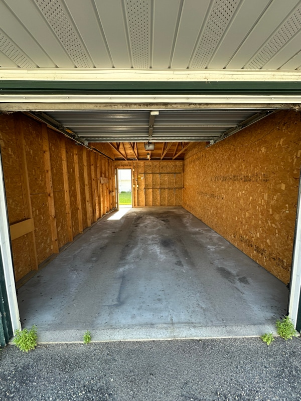 413 Merriam Ave S in Thief River Falls, MN - Building Photo - Building Photo
