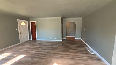 332 Bullock St in Saginaw, MI - Building Photo - Building Photo