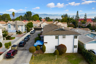 12345 Deana St in El Monte, CA - Foto de edificio - Building Photo