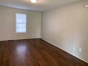 257 Tinker Hill Cv, Unit A in Jackson, TN - Building Photo - Building Photo
