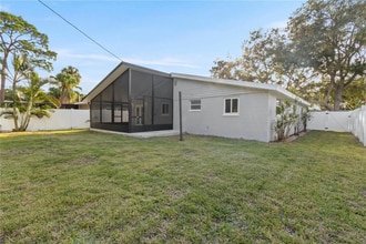 5327 Denver St NE in St. Petersburg, FL - Building Photo - Building Photo