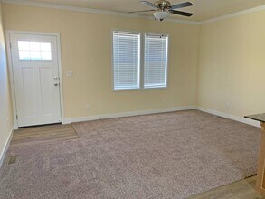 6656 Pentz Rd in Paradise, CA - Building Photo - Building Photo