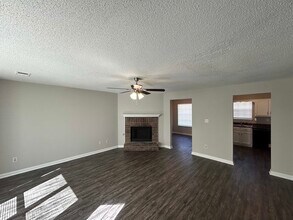 7610 Bridelwreath Dr in Memphis, TN - Building Photo - Building Photo