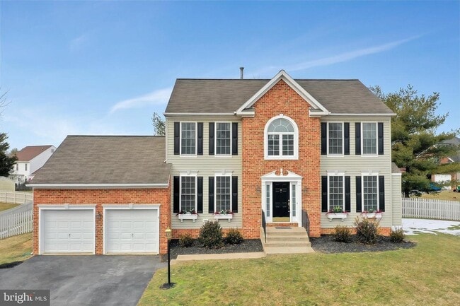 property at 11401 Rolling Green Pl