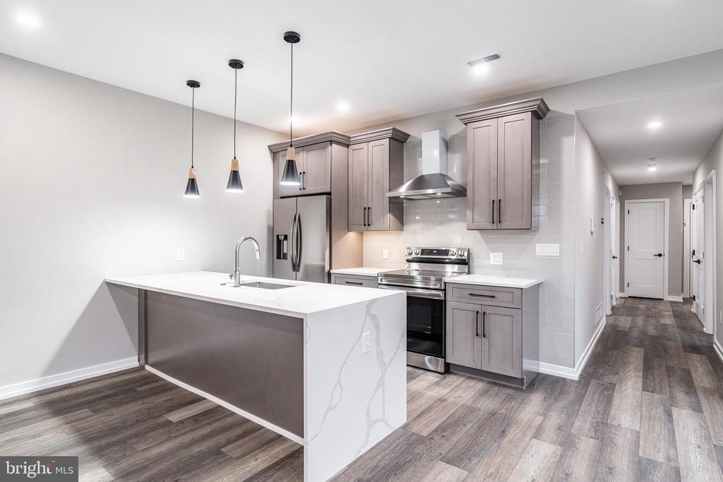 2412 Innovator Wy in Philadelphia, PA - Building Photo