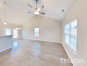 319 Wyburn Pl in Burns, TN - Building Photo - Building Photo