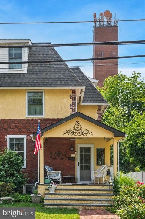 119 Francis Ave in Wayne, PA - Building Photo