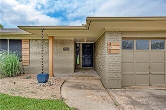 402 Greenwood Dr in Georgetown, TX - Building Photo - Building Photo