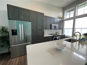 1215 Cushenberry Ln in Atlanta, GA - Building Photo - Building Photo