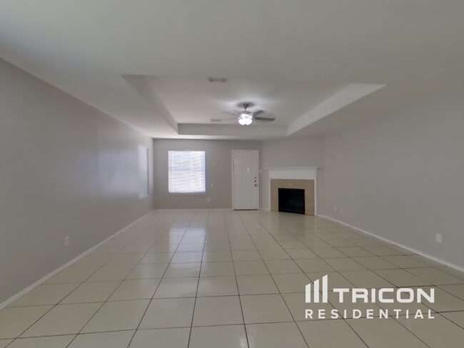639 Regal Hollow Ln in Houston, TX - Building Photo - Building Photo