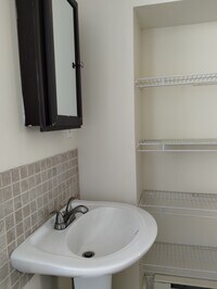 1843 N Leithgow St, Unit 3 photo'