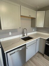 2243 McKinley St in Hollywood, FL - Building Photo - Building Photo