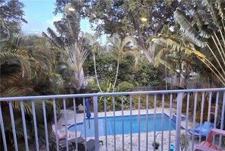 814 SE 13th St in Fort Lauderdale, FL - Foto de edificio - Building Photo