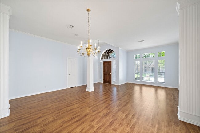 6619 Trebeck Ln in Spring, TX - Foto de edificio - Building Photo