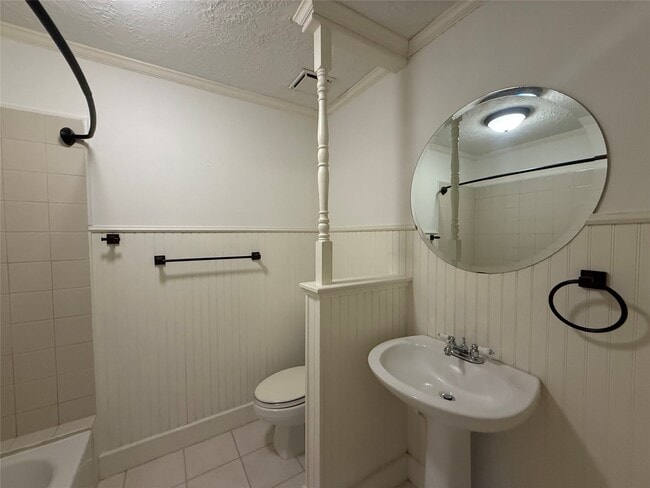 4722 Enchanted Rock Ln