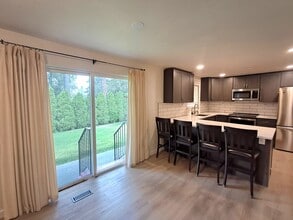 8431 N General Grant Way in Spokane, WA - Building Photo - Building Photo