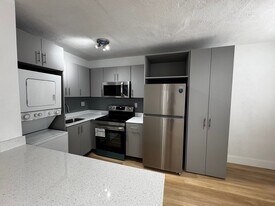 7928 Harding Ave in Miami Beach, FL - Building Photo