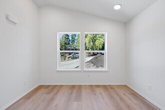 3760 Potter St in Eugene, OR - Building Photo - Building Photo